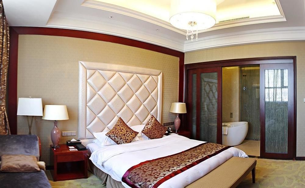 Tianjin Jinlong International Hotel Exteriör bild