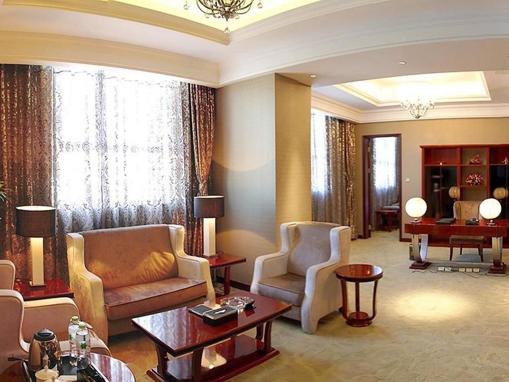 Tianjin Jinlong International Hotel Exteriör bild